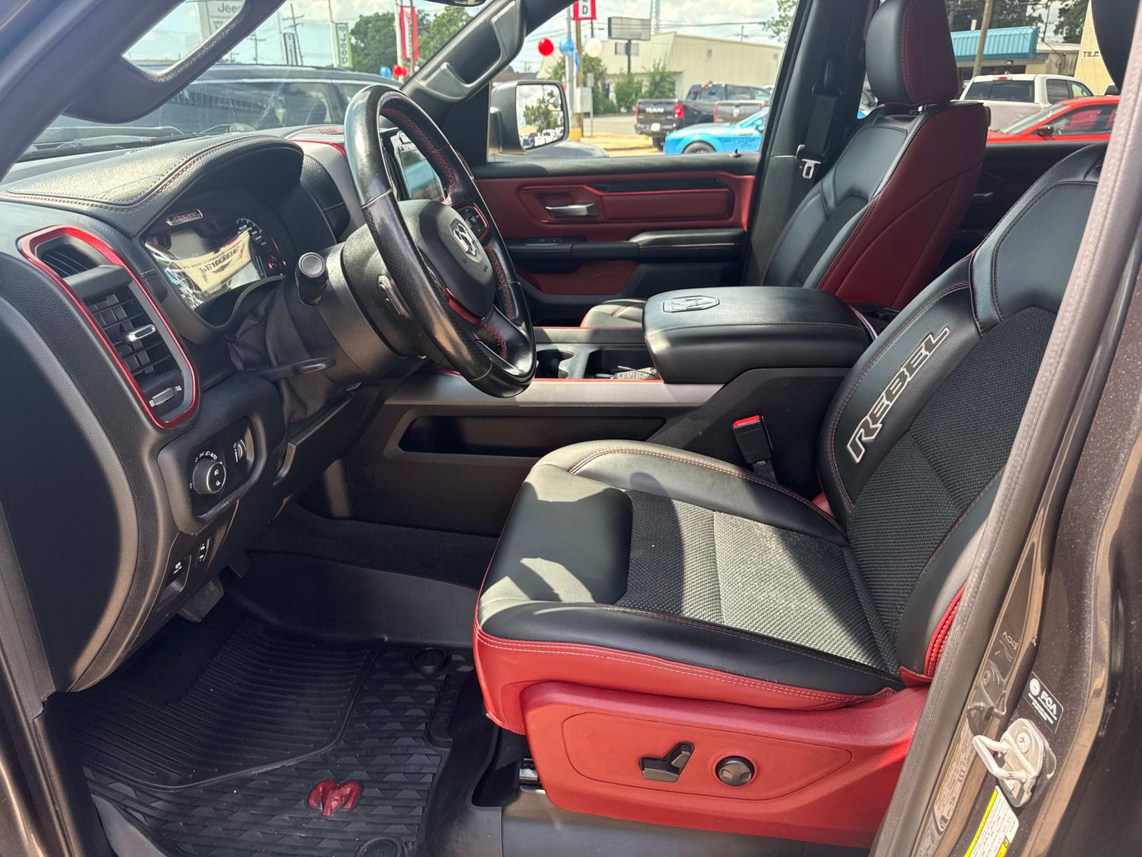2022 Ram 1500 Rebel photo 16