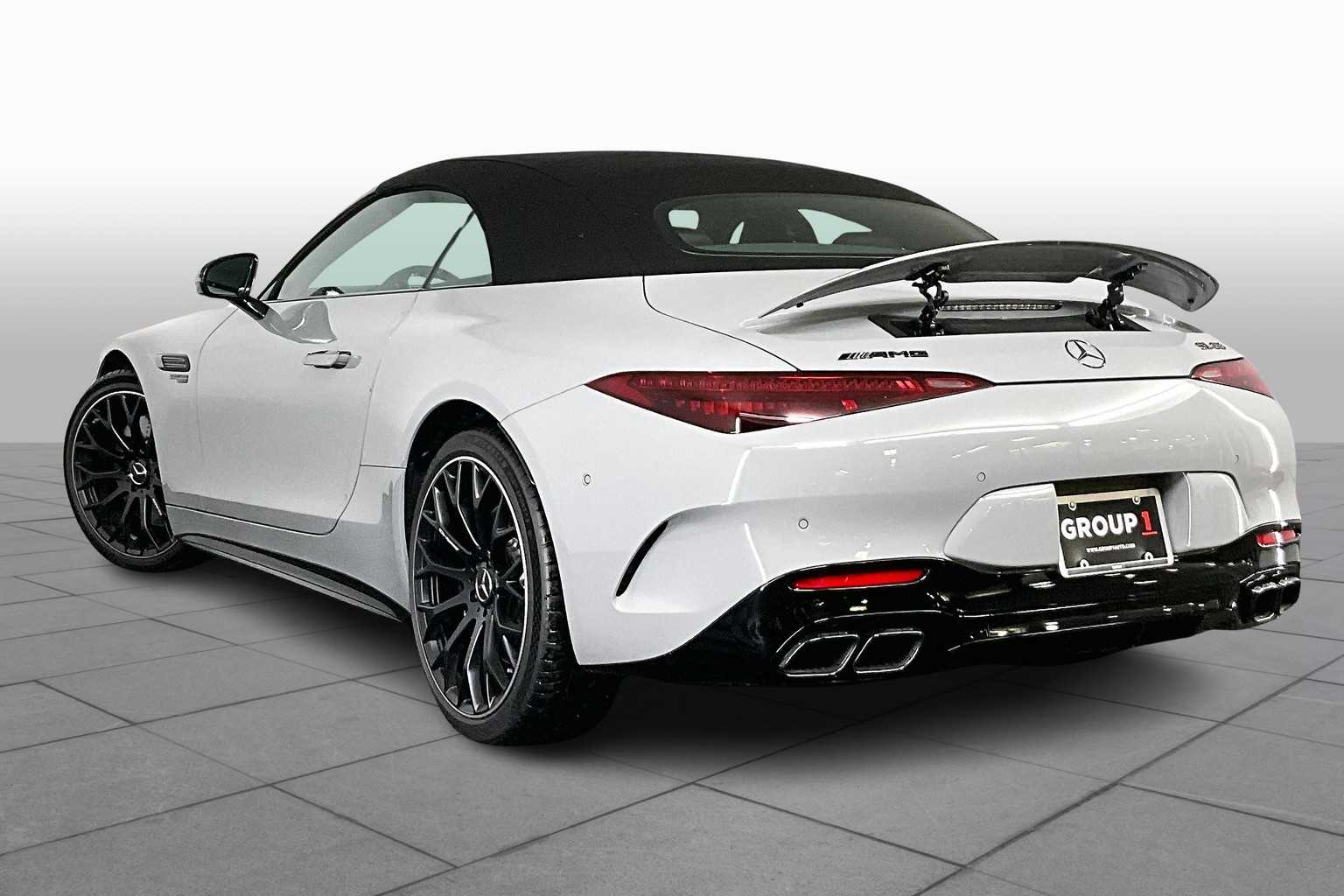 2026 Mercedes Benz SL AMG 63 photo 4