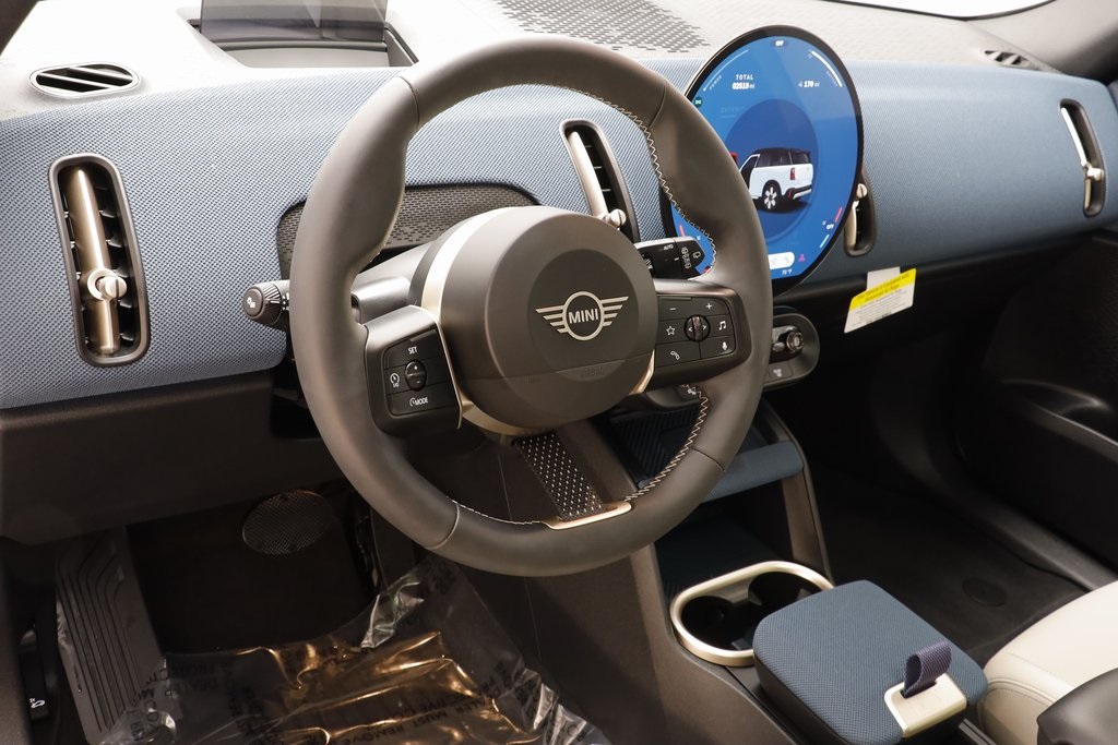 2025 Mini Countryman Signature photo 7