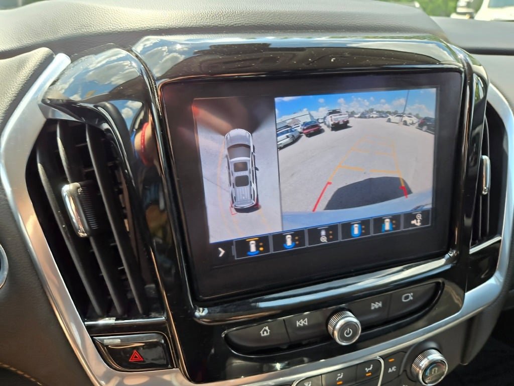 2021 Chevrolet Traverse RS photo 25