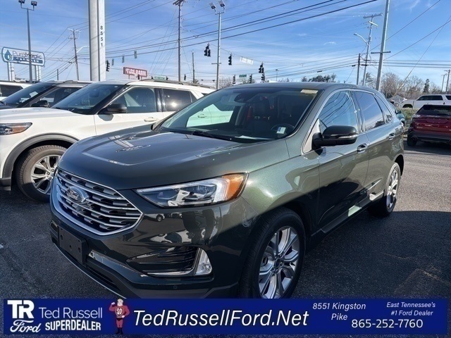 2022 Ford Edge Titanium