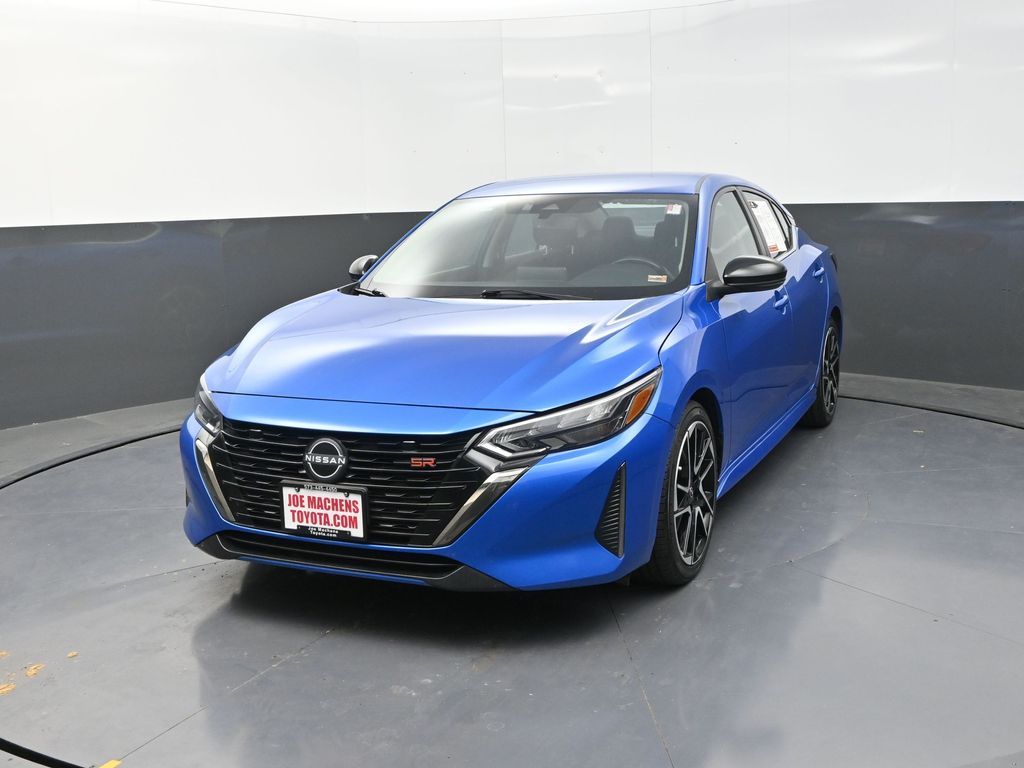 2024 Nissan Sentra SR photo 2