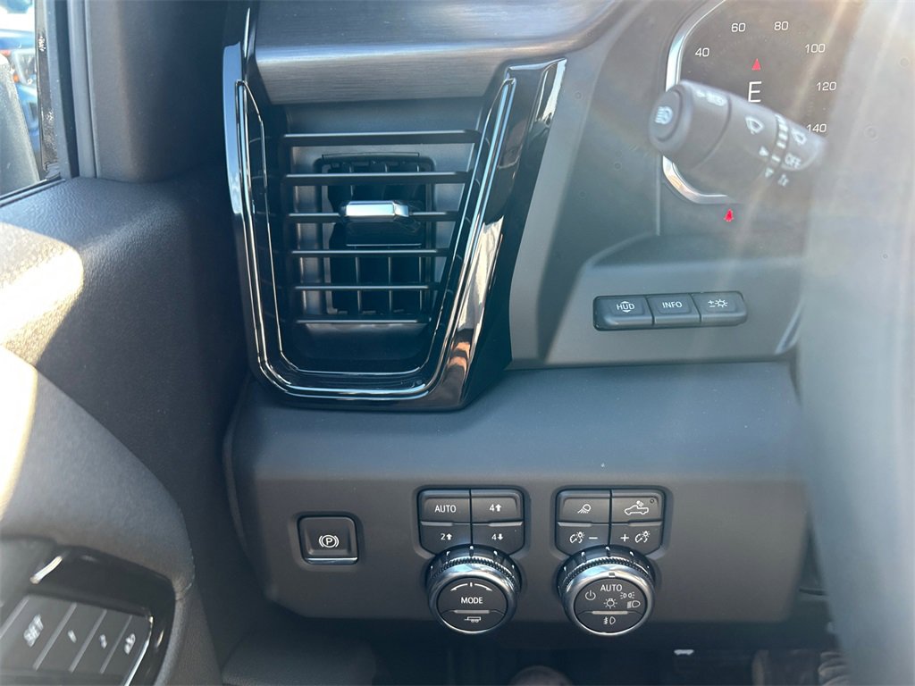 2026 GMC SIERRA HD - Image 17