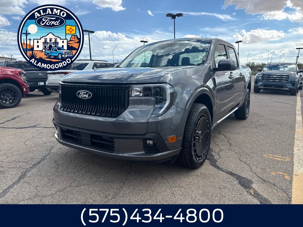 2025 Ford Maverick Lobo's photo