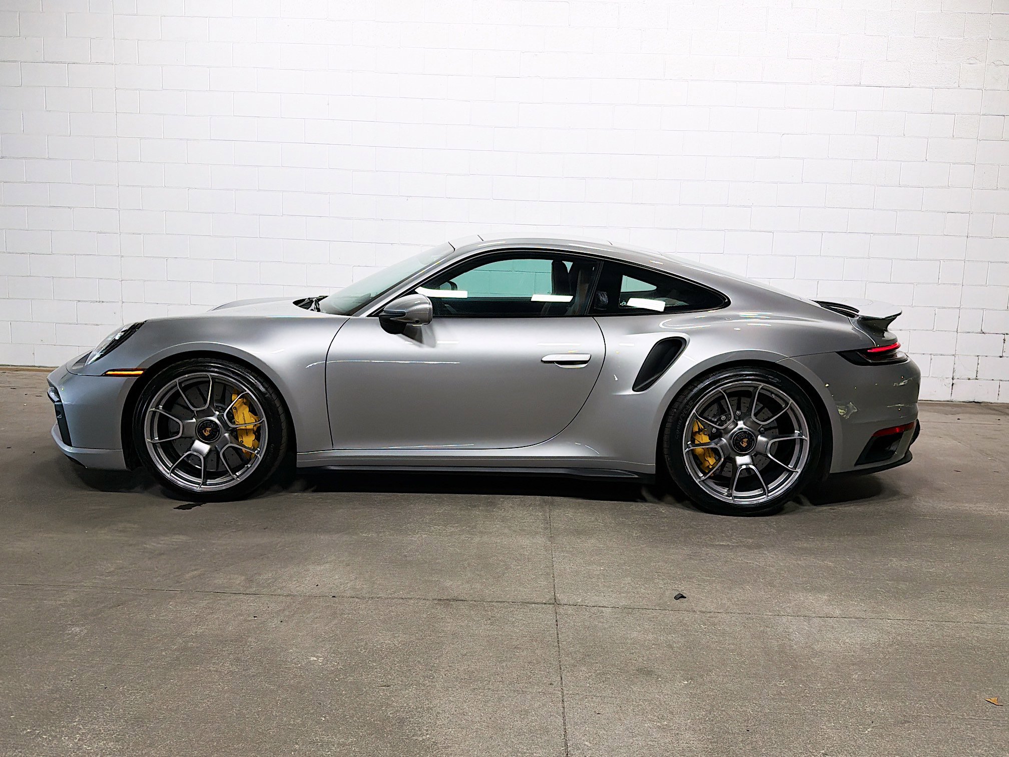 2024 Porsche 911 Turbo S photo 2