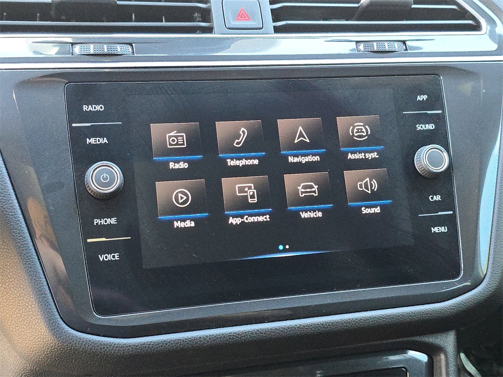 2022 Volkswagen Tiguan SE R-Line Black photo 22
