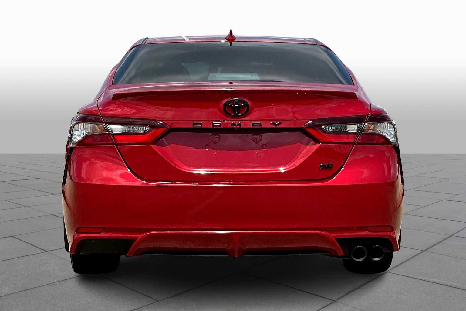 2023 Toyota Camry SE photo 4