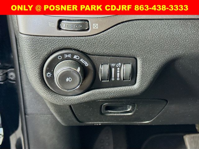 2021 Jeep Cherokee Latitude photo 9