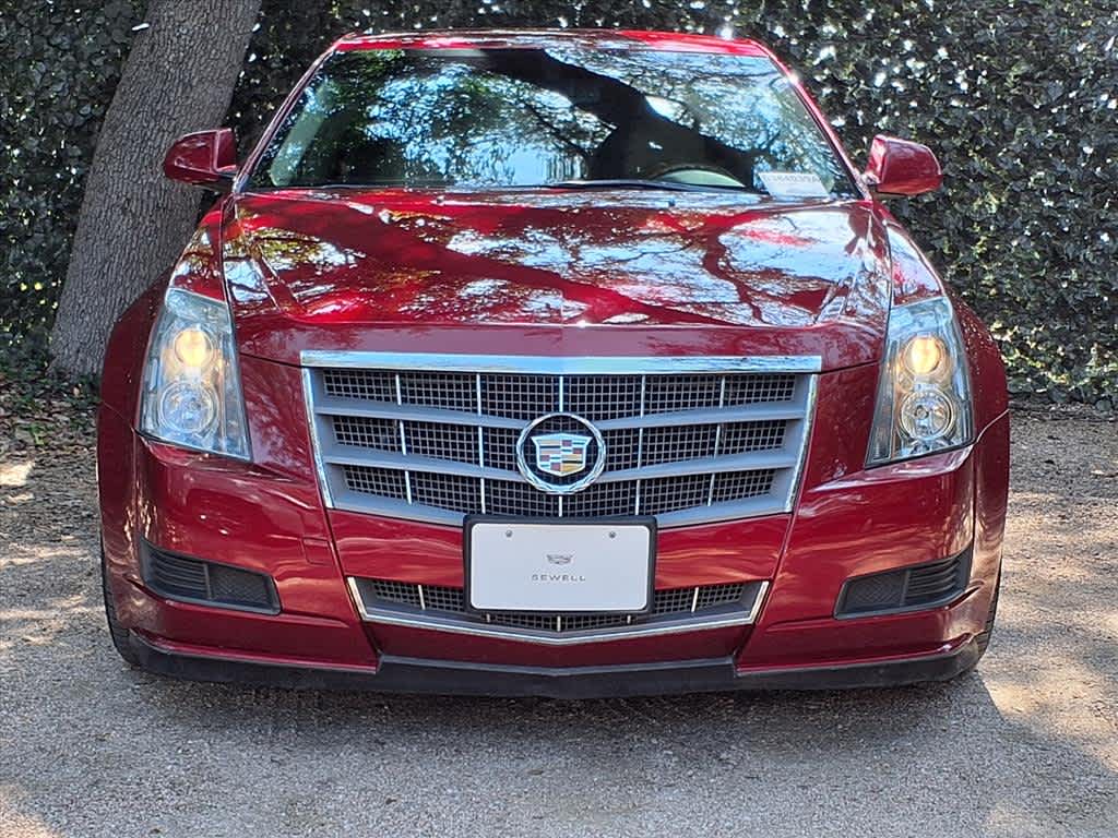 2010 Cadillac CTS Luxury photo 2