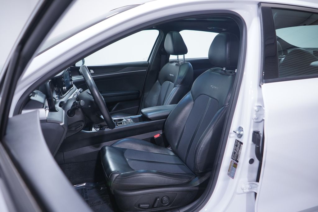 2021 Kia K5 GT-Line photo 7