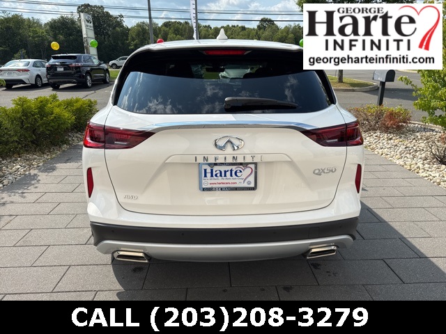 2025 Infiniti QX50 PURE AWD photo 5