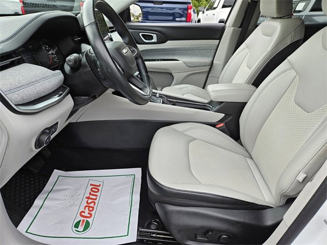 2022 Jeep Compass Latitude photo 8
