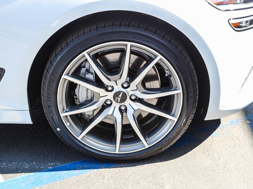 2026 Genesis G70 2.5T photo 10