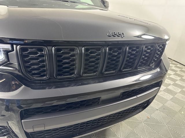 2025 Jeep Grand Cherokee Altitude X photo 4