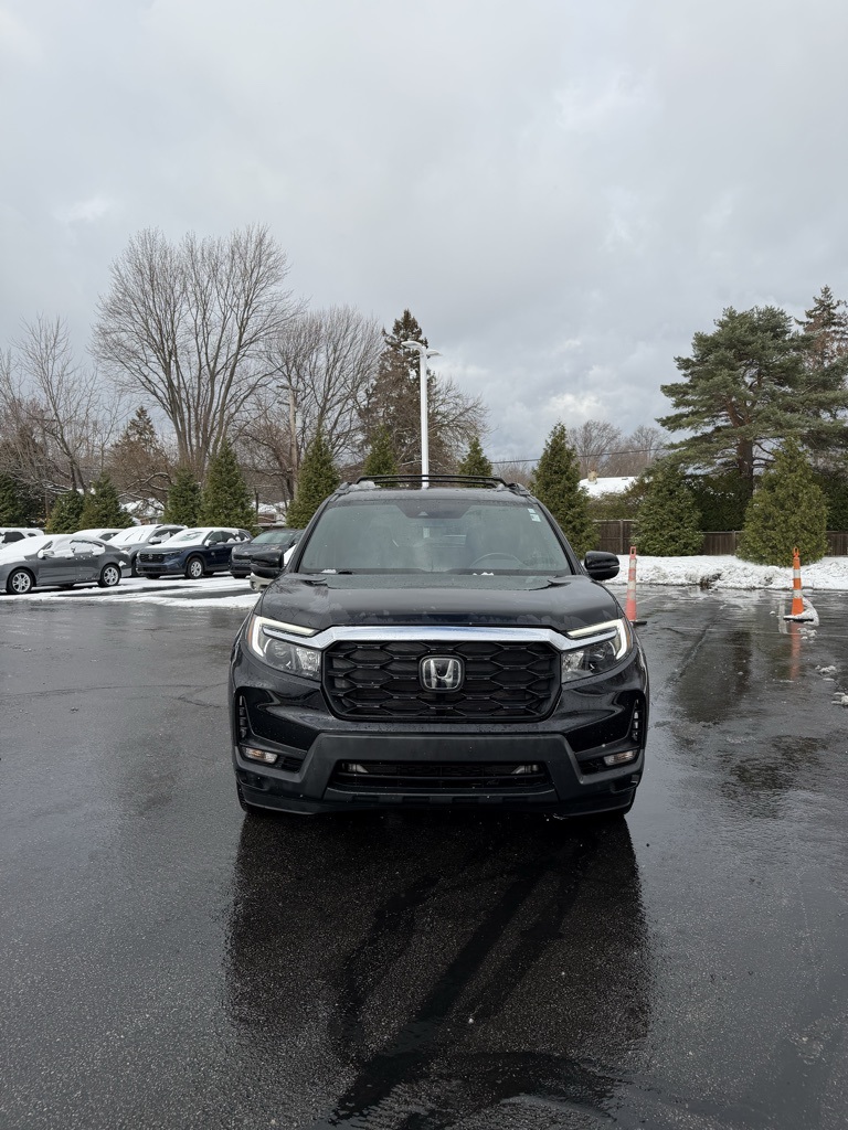 2022 Honda Passport EX-L photo 2