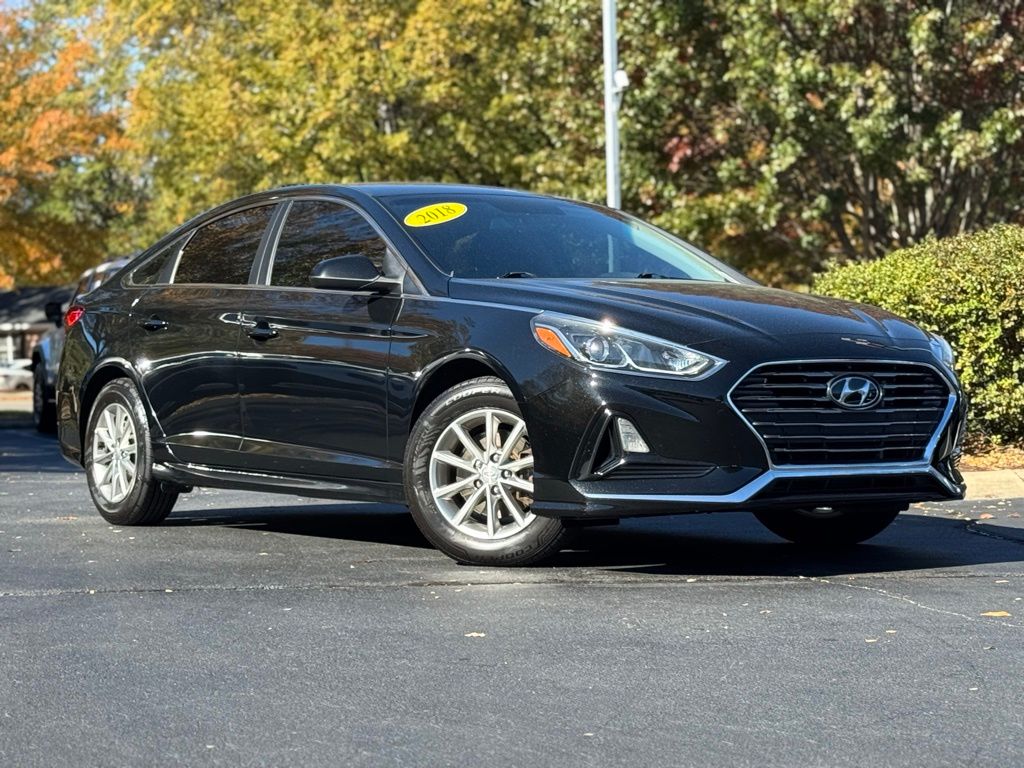 Used 2018 Hyundai Sonata SE with VIN 5NPE24AF5JH702717 for sale in Irmo, SC