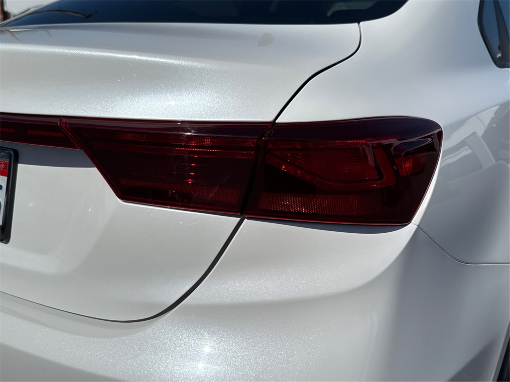 2023 Kia Forte LXS photo 17