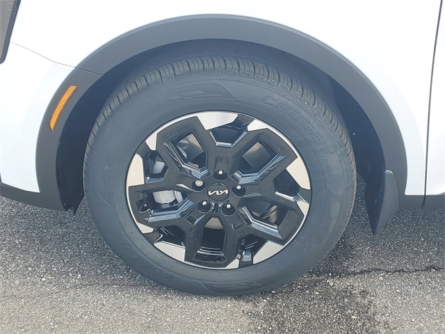 2026 Kia Sorento S photo 3