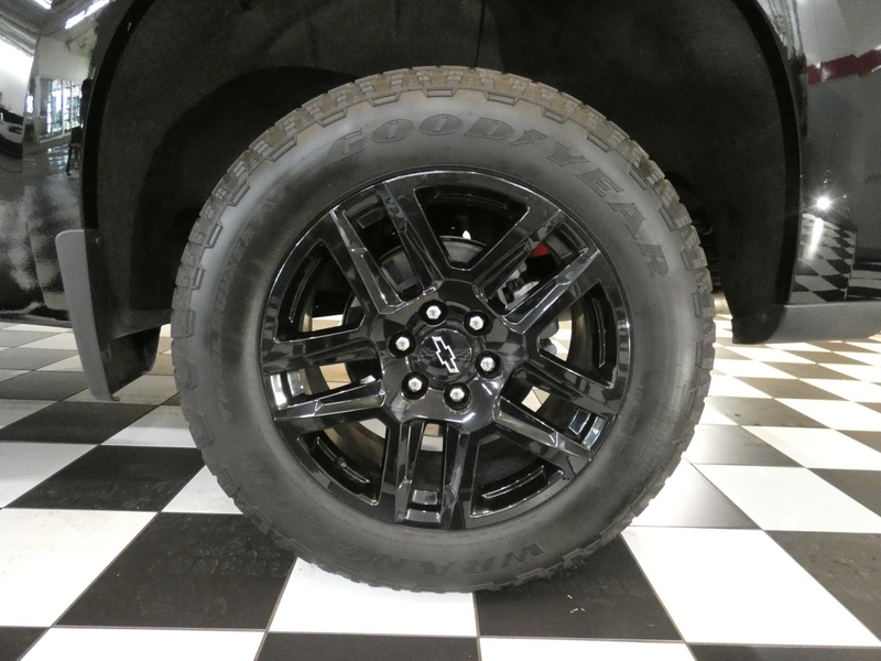 2023 Chevrolet Silverado 1500 RST photo 6