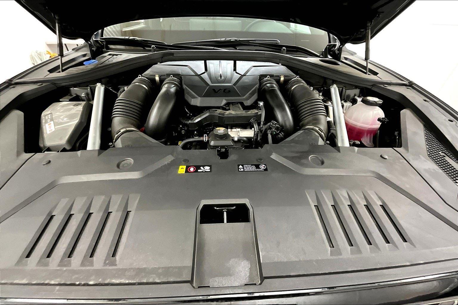 2025 Genesis GV70 3.5T Sport photo 10