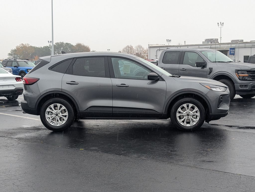 2026 Ford Escape Active photo 3