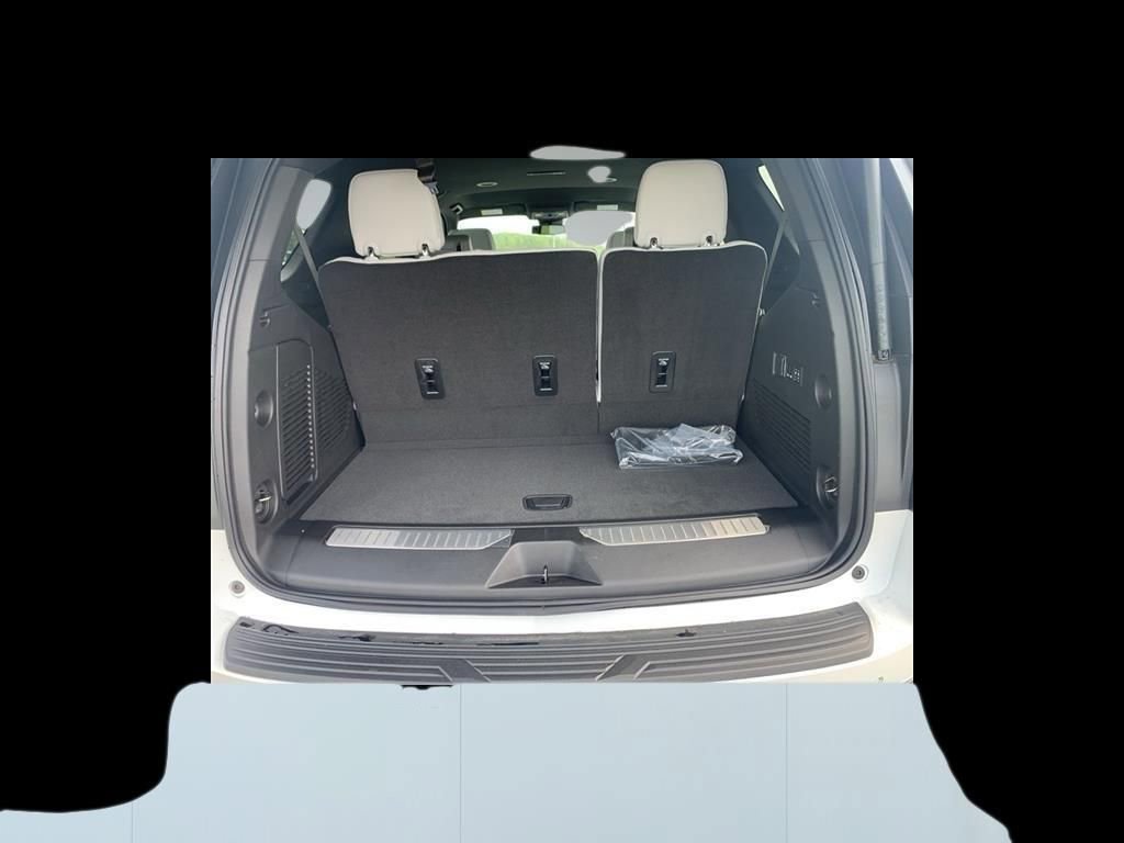 2025 Chevrolet Tahoe Premier photo 26