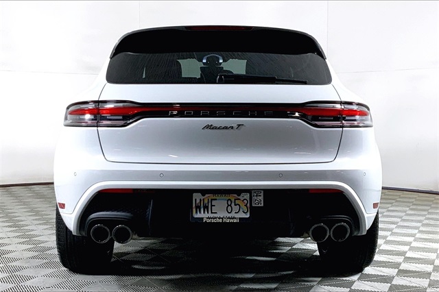 2023 Porsche Macan T photo 10