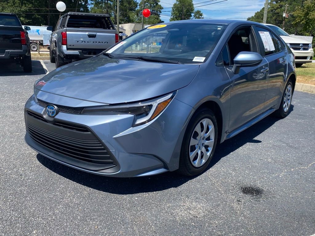 2024 Toyota Corolla Hybrid LE photo 2