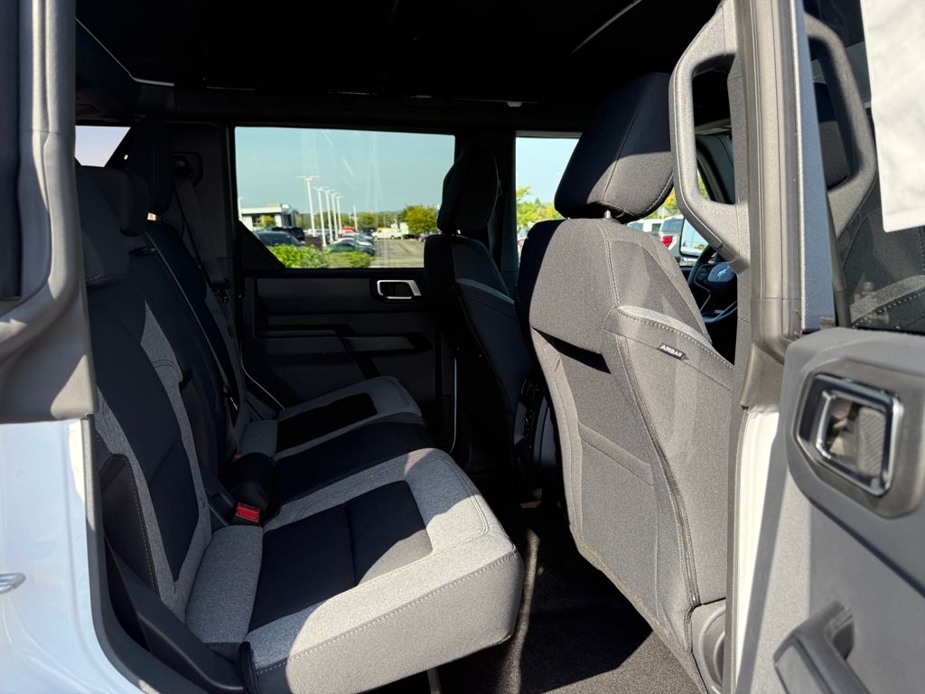 2025 Ford Bronco Big Bend photo 10
