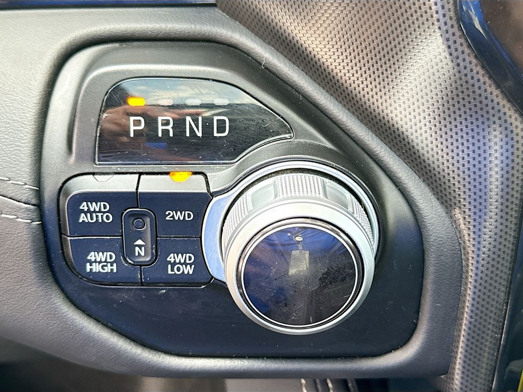 2022 Ram 1500 Limited photo 17