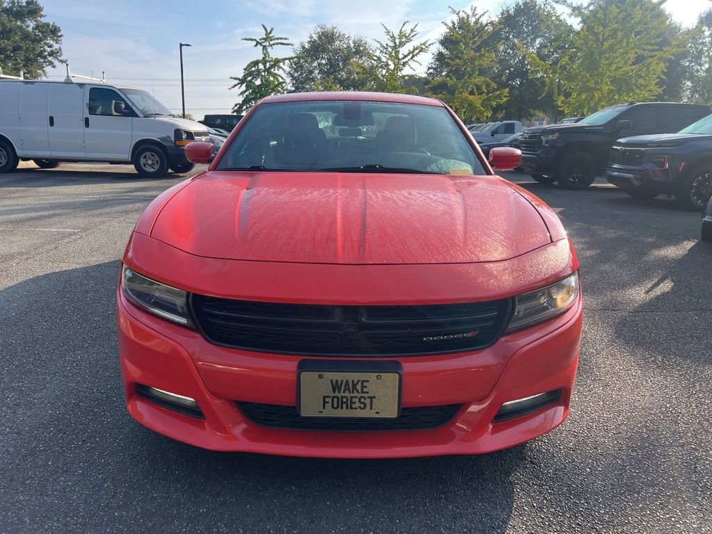 2018 Dodge Charger SXT Plus photo 2