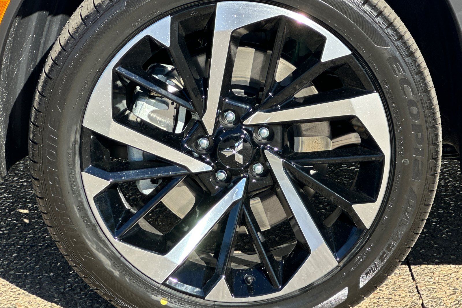 2025 Mitsubishi Outlander PHEV SE photo 24