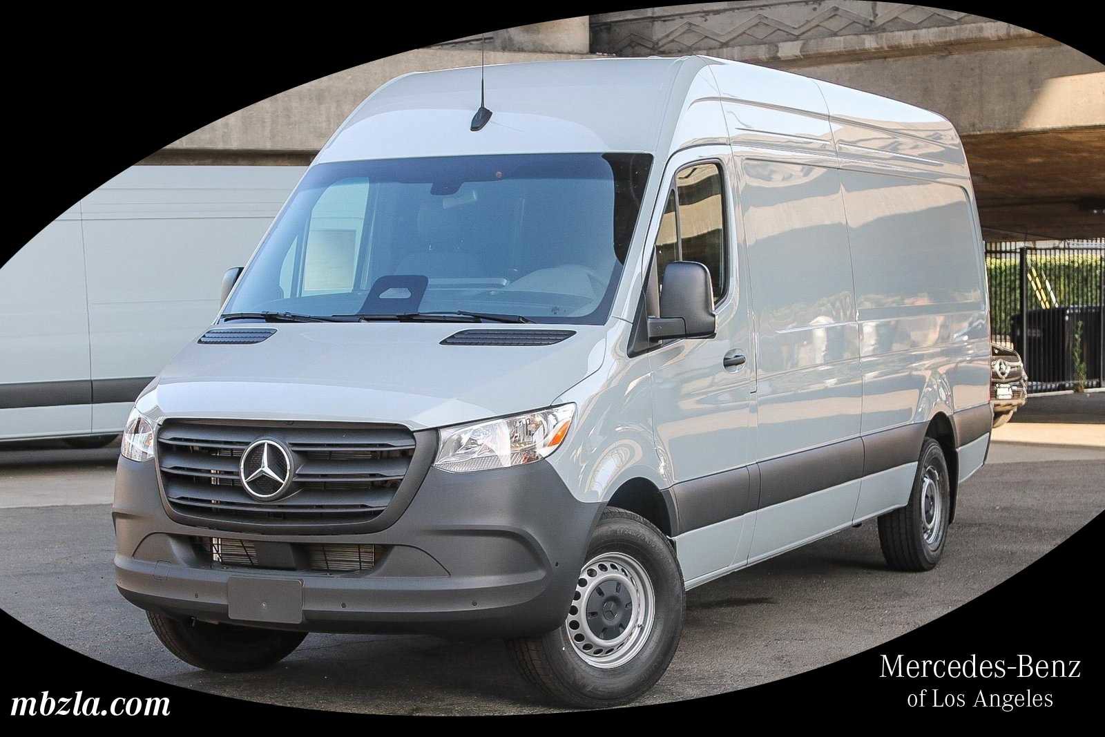 2025 Mercedes-Benz Sprinter Cargo Van Base's photo