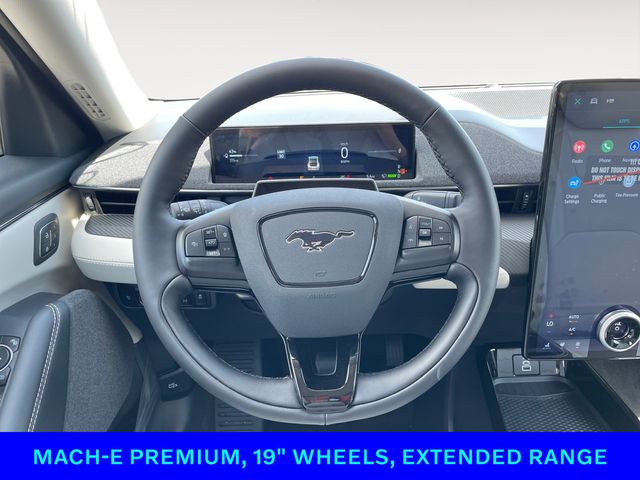 2025 Ford Mustang Mach-E Premium photo 11