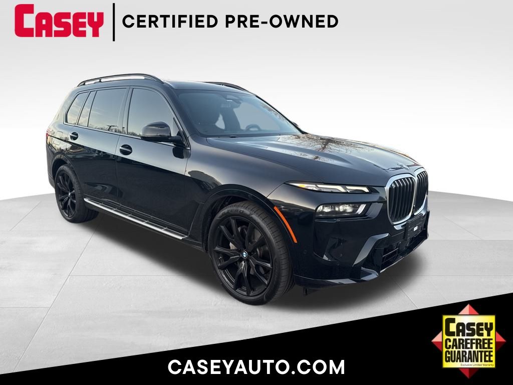 2025 BMW X7 40i's photo