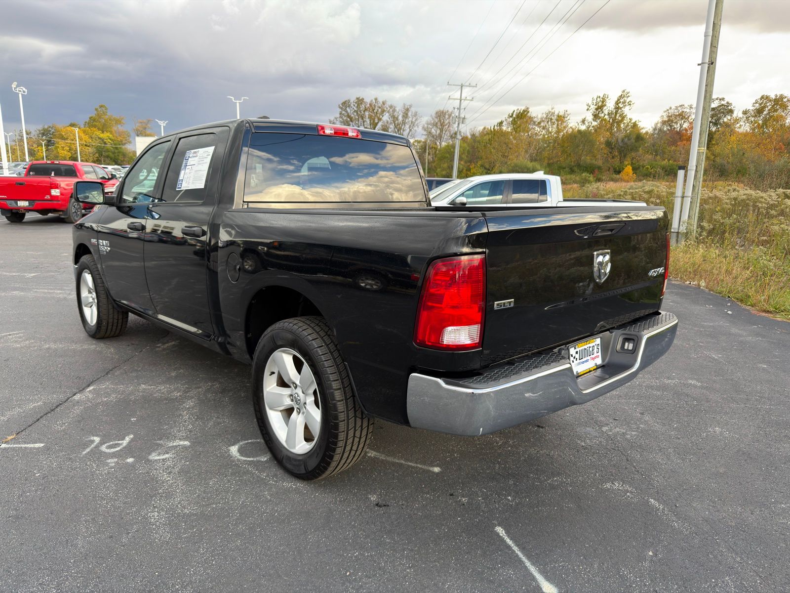 2023 Ram 1500 Classic SLT photo 4