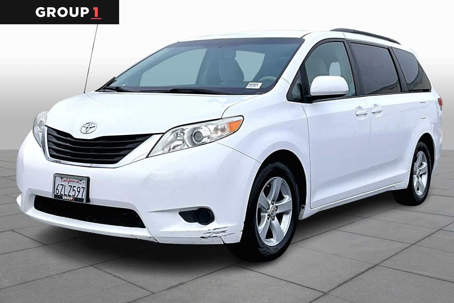 2011 Toyota Sienna LE