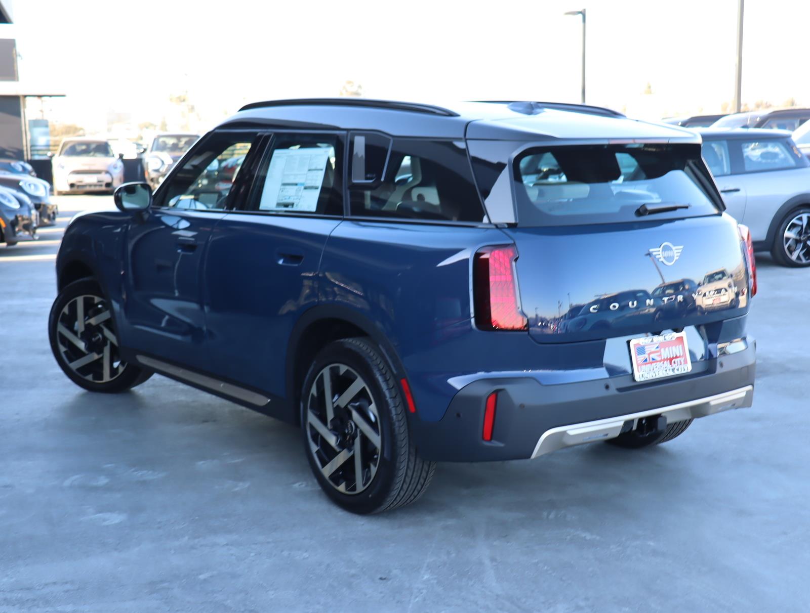 2025 Mini Countryman S ALL4 photo 3