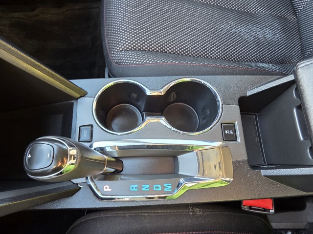 2017 Chevrolet Equinox LT photo 4