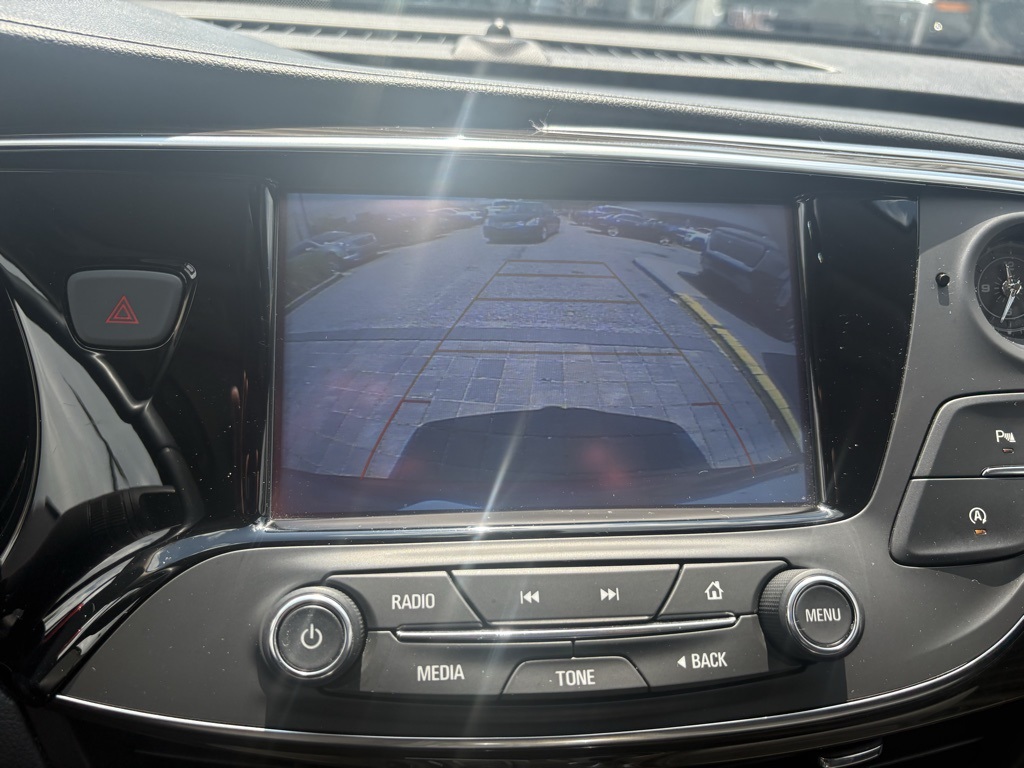 2019 Buick Envision Essence photo 31