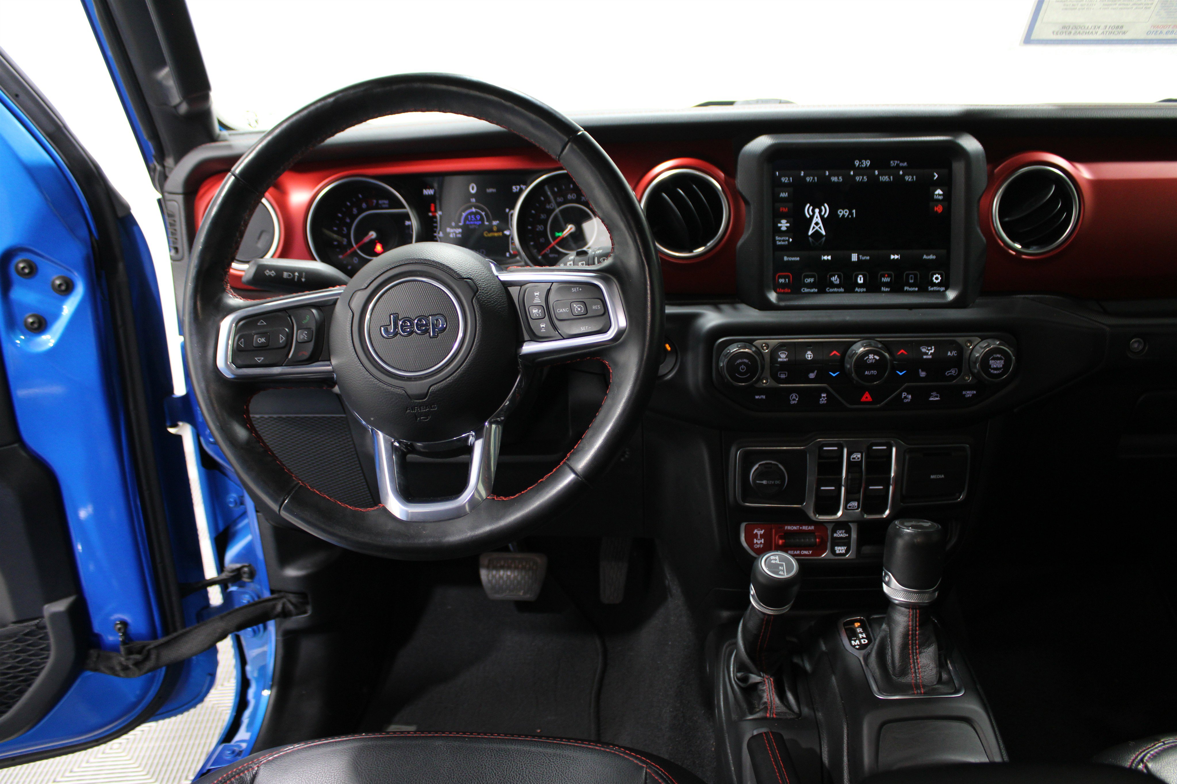 2021 Jeep Wrangler Unlimited Rubicon photo 2