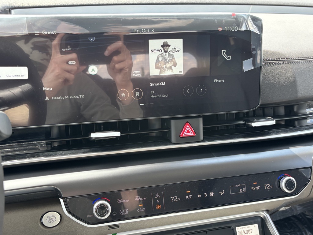 2026 Kia Carnival LX photo 6