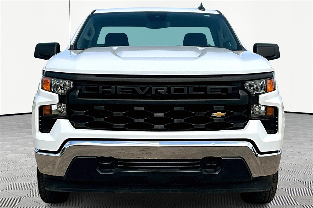 2024 Chevrolet Silverado 1500 photo 3