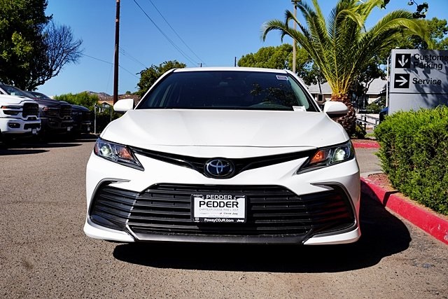 2024 Toyota Camry LE photo 4