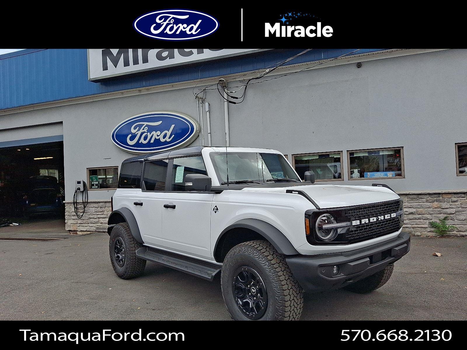 2025 Ford Bronco 4-Door Outer Banks's photo