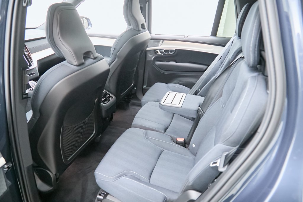 2025 VOLVO XC90 - Image 20