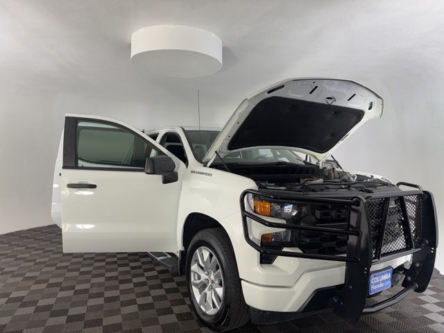 2025 Chevrolet Silverado 1500 Custom photo 17