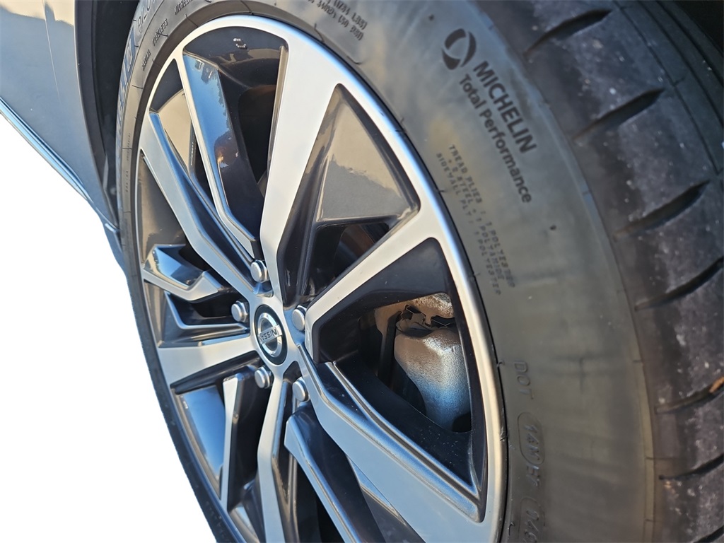 2019 Nissan Maxima SV photo 15