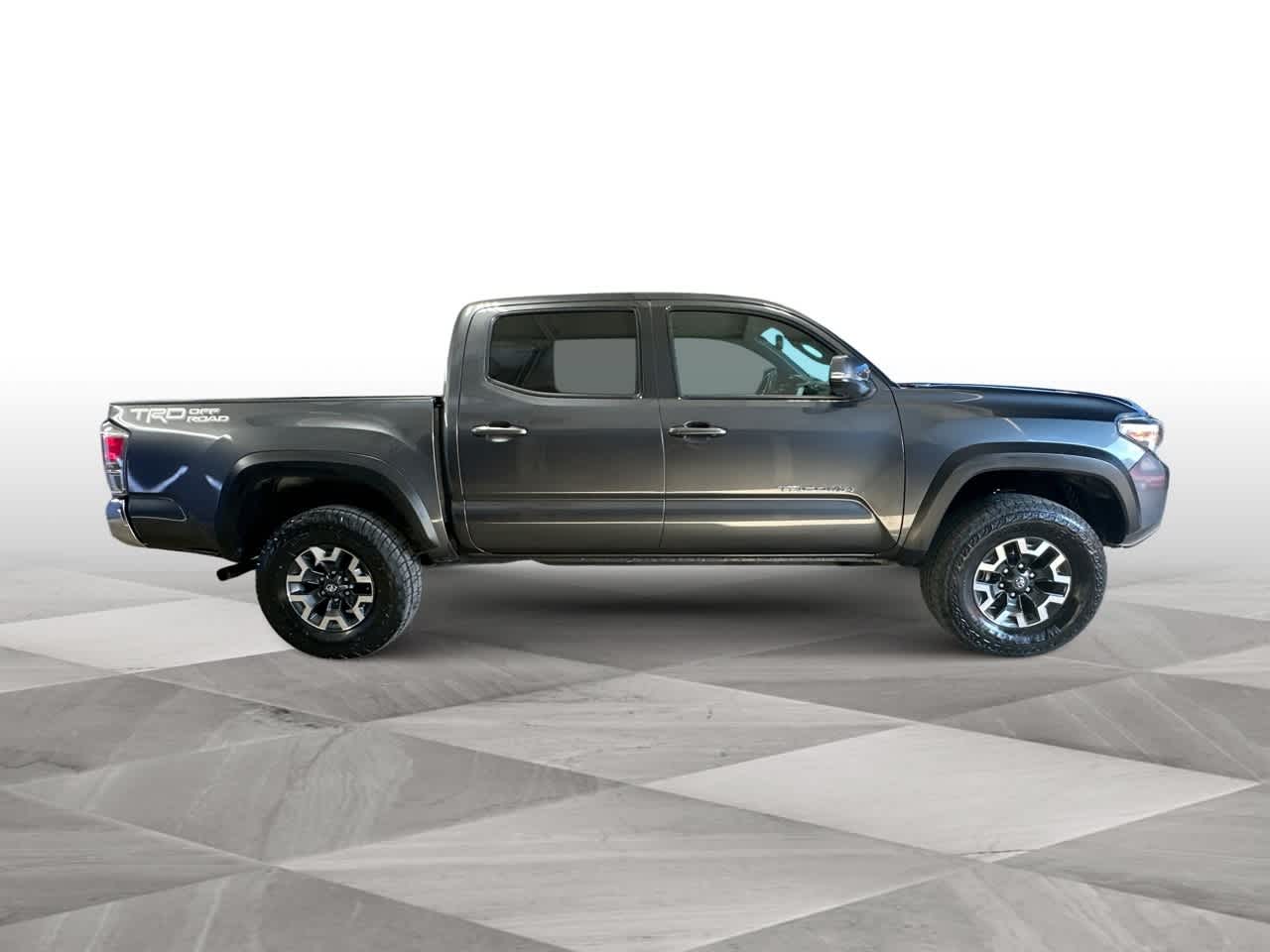 2023 Toyota Tacoma TRD photo 9