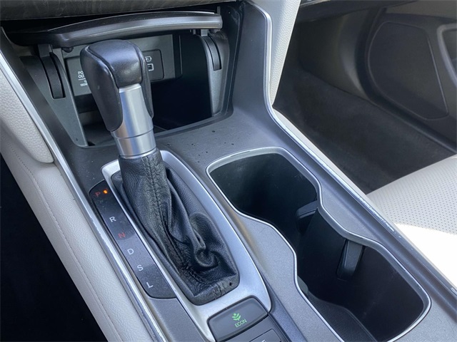 2021 Honda Accord EX-L photo 24